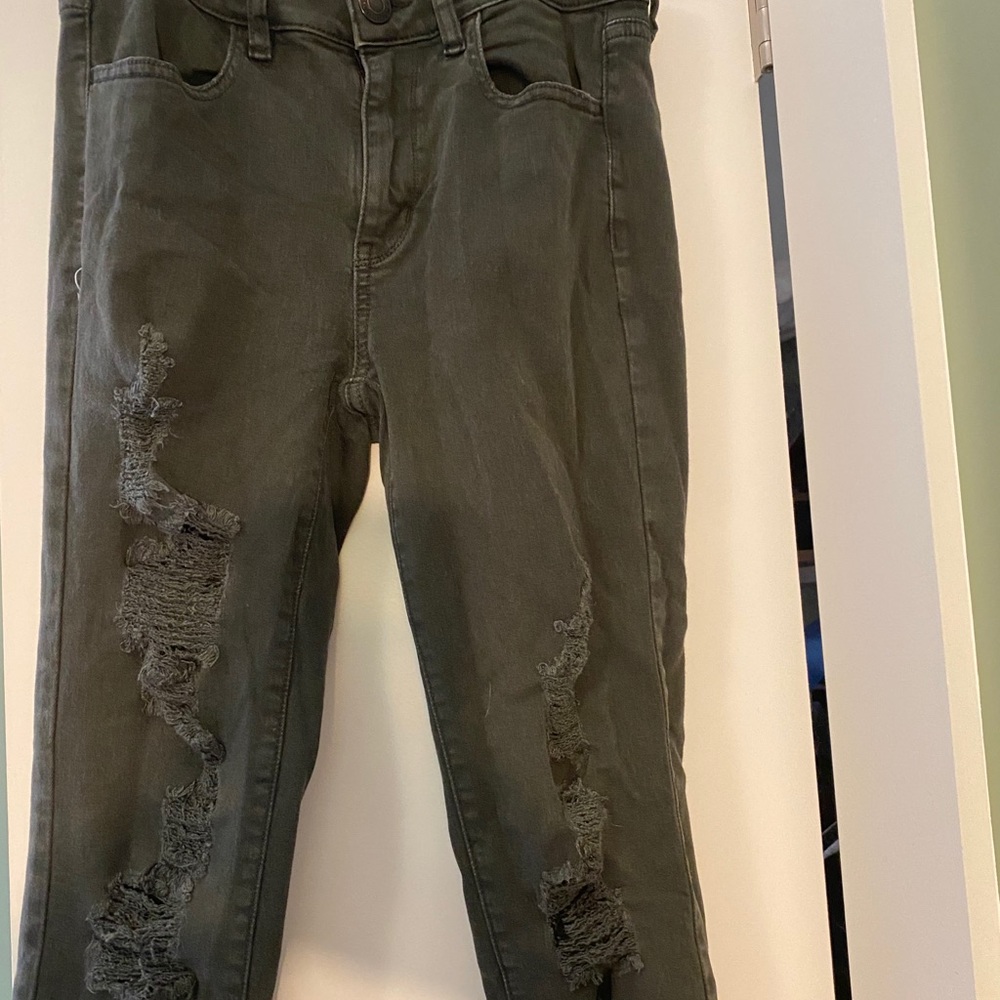 American eagle ripped jeans